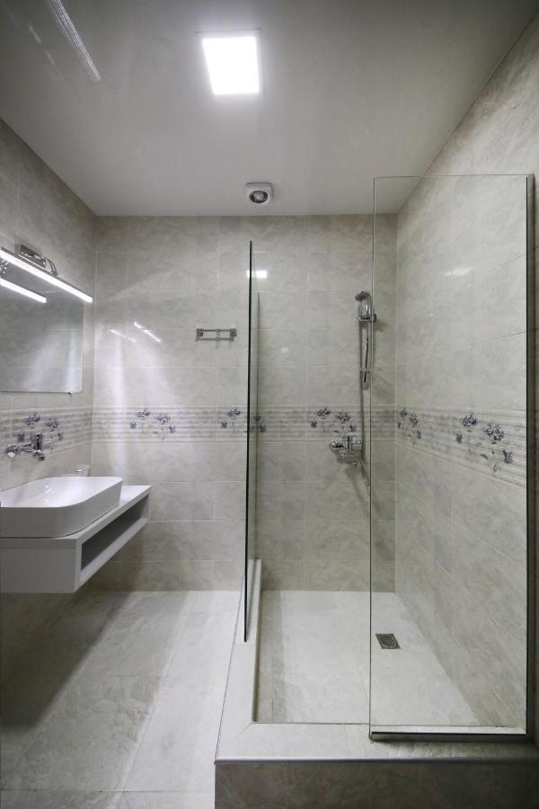 Hotel Tamari كوتايسي المظهر الخارجي الصورة