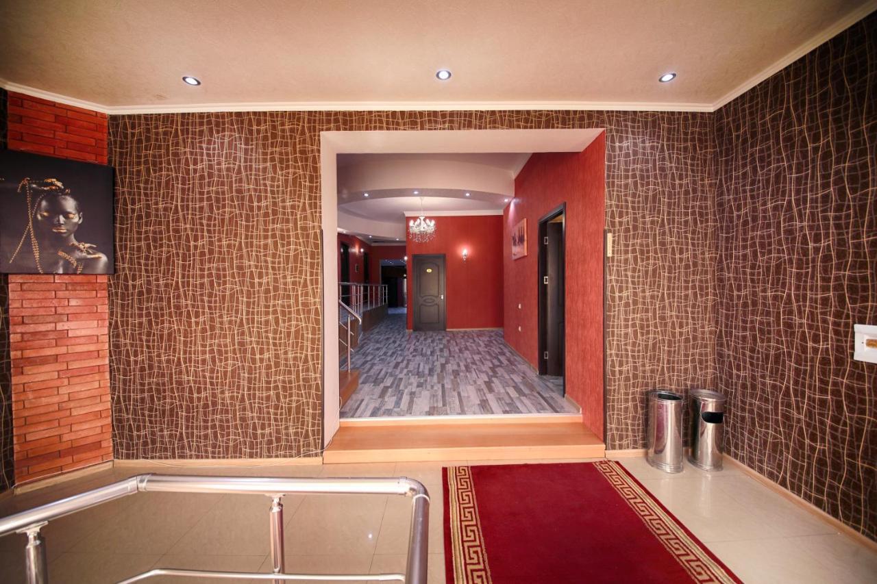 Hotel Tamari كوتايسي المظهر الخارجي الصورة